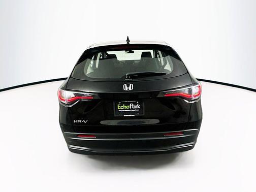 Crystal Black Pearl 2025 Honda HR-V LX