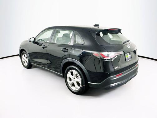 Crystal Black Pearl 2025 Honda HR-V LX
