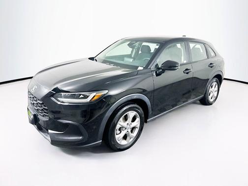 Crystal Black Pearl 2025 Honda HR-V LX