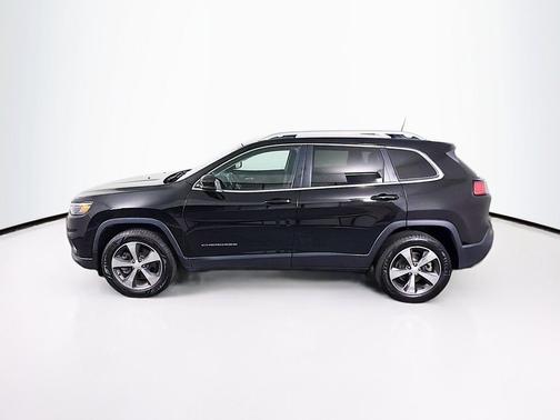 Diamond Black Crystal Pearlcoat 2020 Jeep Cherokee Limited
