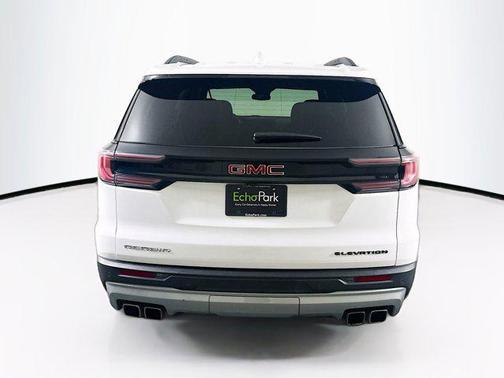 2024 GMC Acadia FWD Elevation