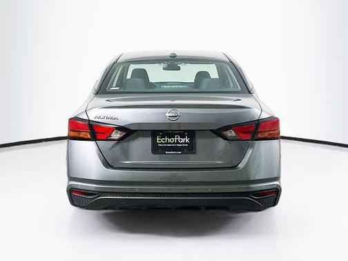 Gun Metallic 2025 Nissan Altima SV FWD