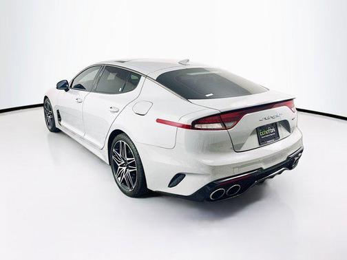 2022 Kia Stinger GT1