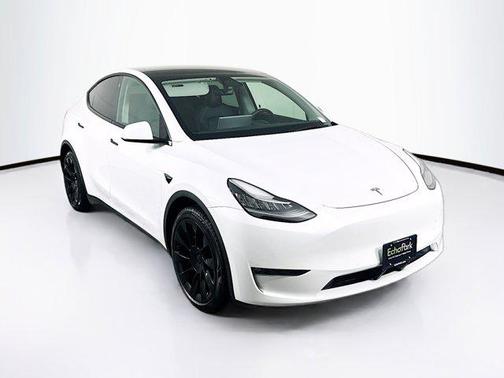 2022 Tesla Model Y Long Range Dual Motor All-Wheel Drive