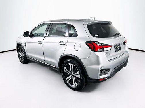 2025 Mitsubishi Outlander Sport SE