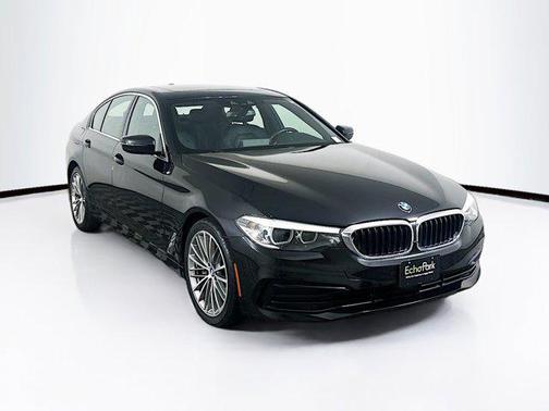 2019 BMW 530 530i