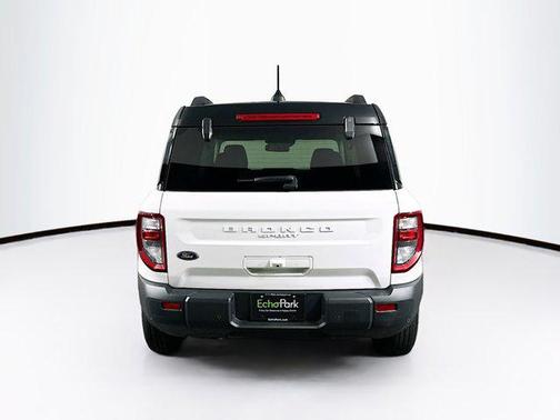 Oxford White 2025 Ford Bronco Sport Outer Banks