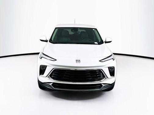 Summit White 2025 Buick Encore GX Preferred