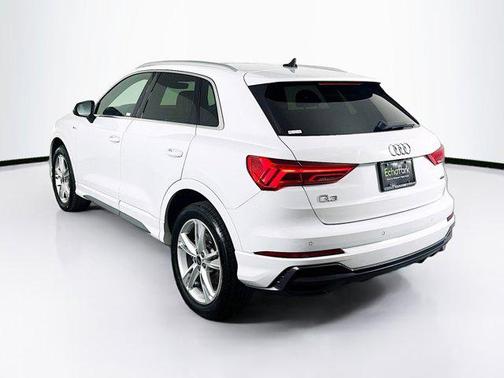 2022 Audi Q3 45 S line Premium Plus