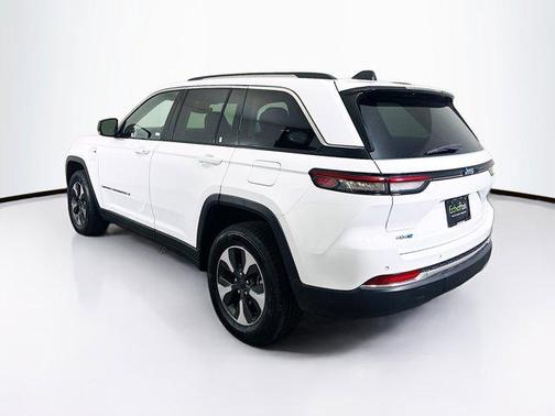 2022 Jeep Grand Cherokee 4xe Base