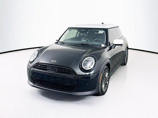 2025 MINI Hardtop Cooper