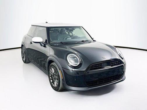 2025 MINI Hardtop Cooper
