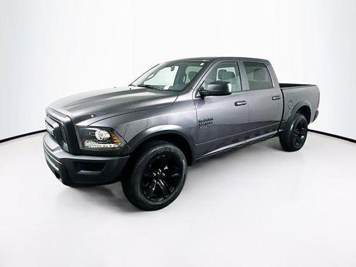 2024 RAM 1500 Classic Warlock Crew Cab 4x4 5'7' Box