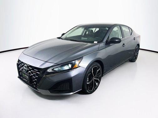2023 Nissan Altima SR FWD