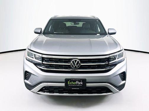2022 Volkswagen Atlas Cross Sport 2.0T SE