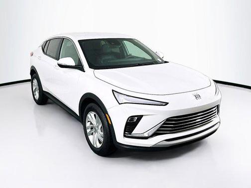 Summit White 2025 Buick Envista Preferred FWD