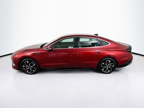 Ultimate red 2025 Hyundai SONATA SEL