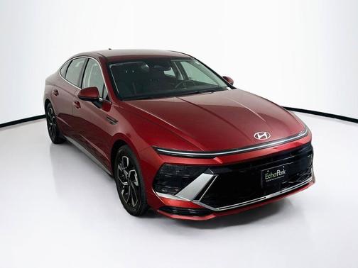 Ultimate red 2025 Hyundai SONATA SEL
