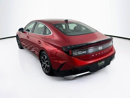 Ultimate red 2025 Hyundai SONATA SEL