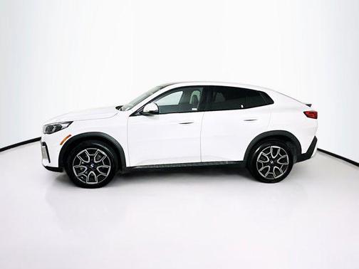 2025 BMW X2 xDrive28i