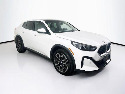 2025 BMW X2 xDrive28i