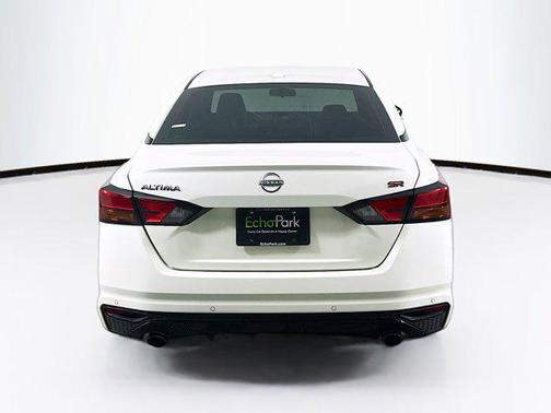 2023 Nissan Altima SR FWD