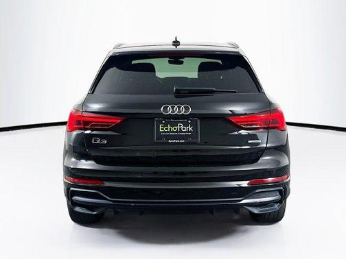 2021 Audi Q3 45 S line Premium
