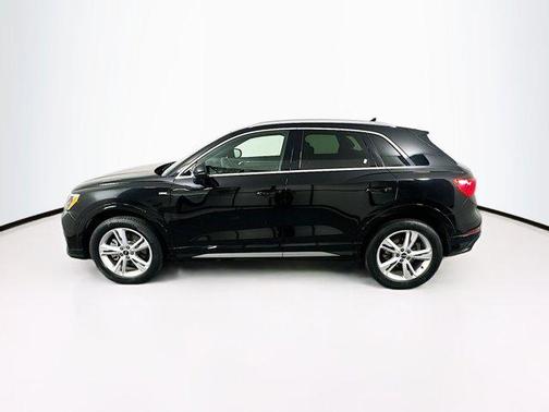 2021 Audi Q3 45 S line Premium