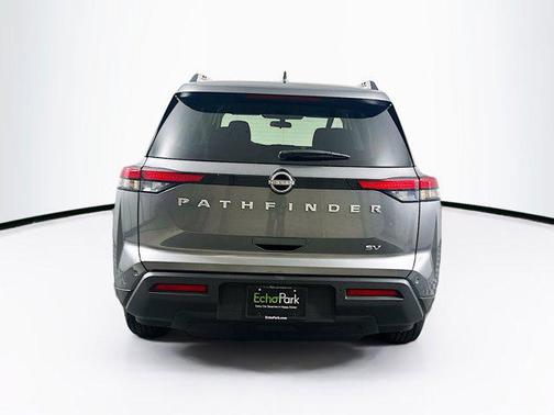 2024 Nissan Pathfinder SV FWD