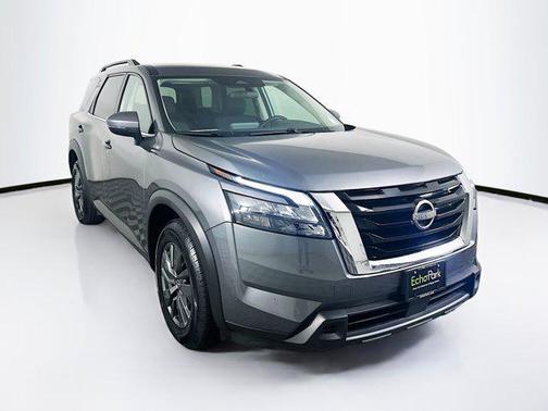 2024 Nissan Pathfinder SV FWD