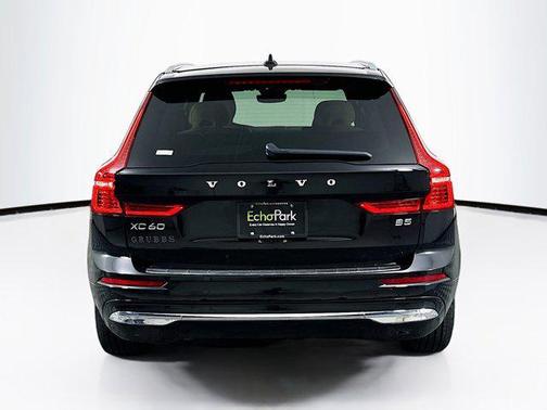 2022 Volvo XC60 B5 Inscription