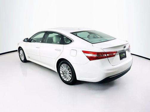 Blizzard Pearl 2015 Toyota Avalon Hybrid XLE Touring