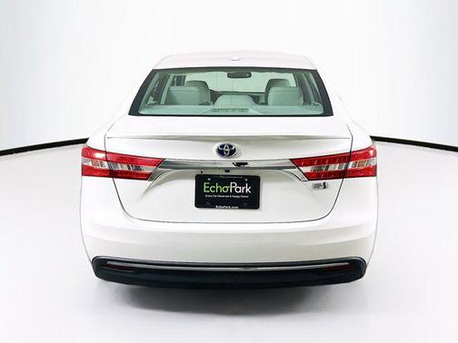Blizzard Pearl 2015 Toyota Avalon Hybrid XLE Touring