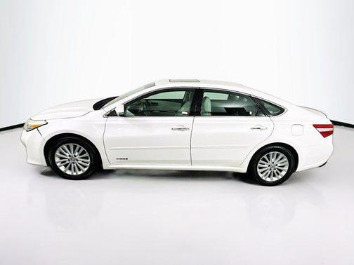 Blizzard Pearl 2015 Toyota Avalon Hybrid XLE Touring