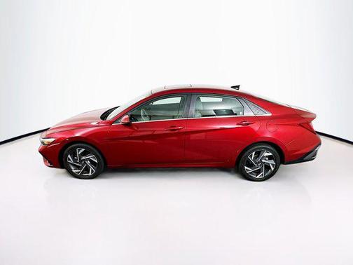 Ultimate Red 2025 Hyundai ELANTRA SEL