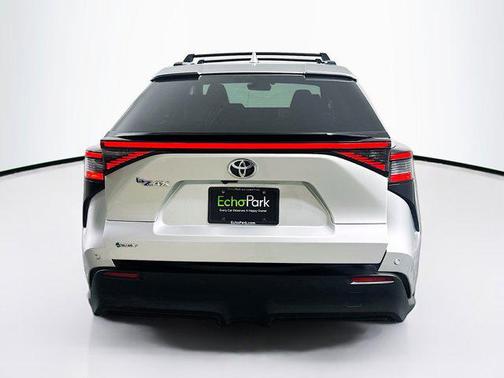 2024 Toyota bZ4X XLE