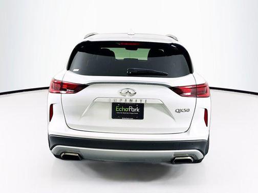 2023 INFINITI QX50 LUXE