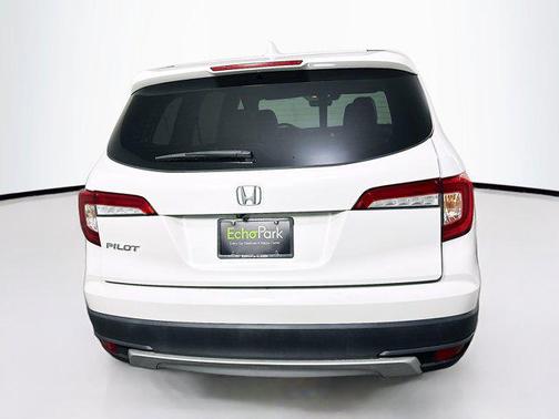 Platinum White Pearl 2022 Honda Pilot 2WD EX-L