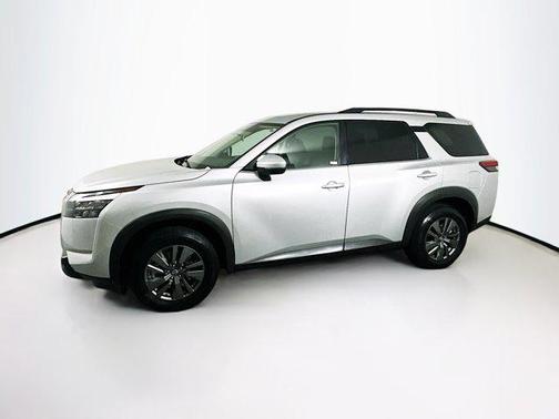 2024 Nissan Pathfinder SV 4WD