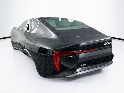 Aurora Black Pearl 2025 Kia K4 LXS