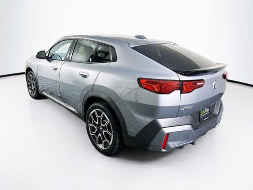 2025 BMW X2 xDrive28i