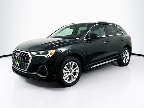 2023 Audi Q3 Premium 45 TFSI S line quattro Tiptronic