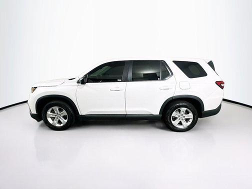 2023 Honda Pilot 2WD LX