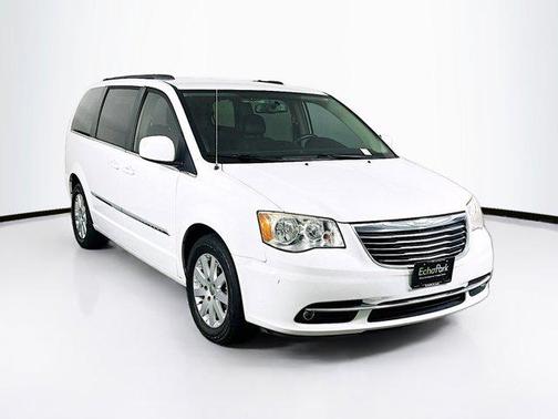Bright White Clearcoat 2015 Chrysler Town & Country Touring