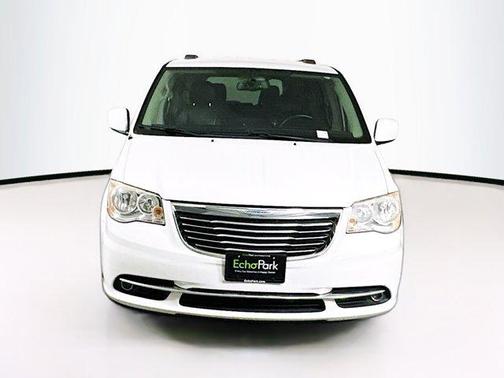 Bright White Clearcoat 2015 Chrysler Town & Country Touring