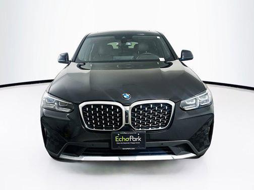 2024 BMW X4 xDrive30i