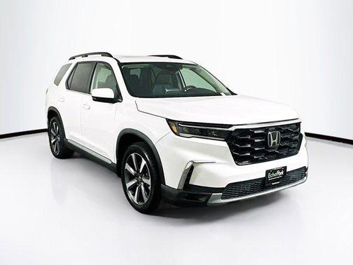 2023 Honda Pilot Touring 8-Passenger