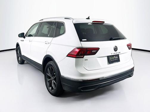 Pure White 2024 Volkswagen Tiguan 2.0T SE