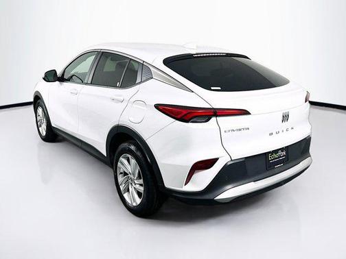 Summit White 2025 Buick Envista Preferred