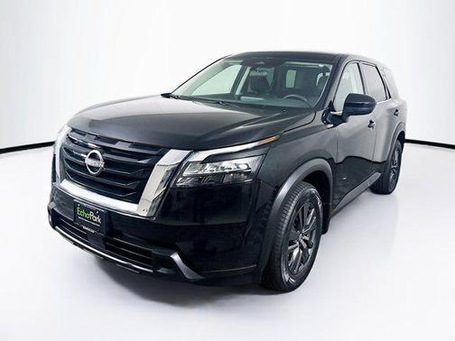 2023 Nissan Pathfinder S 4WD
